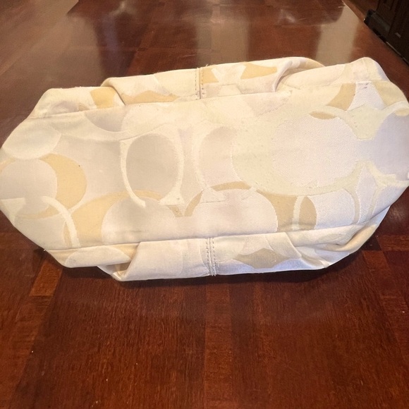 COACH Carly Hobo Bag Authentic A1193-F16620 - Picture 3 of 12